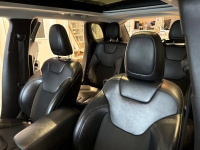 2020 Jeep Cherokee Altitude