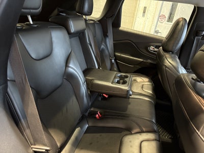 2020 Jeep Cherokee Altitude