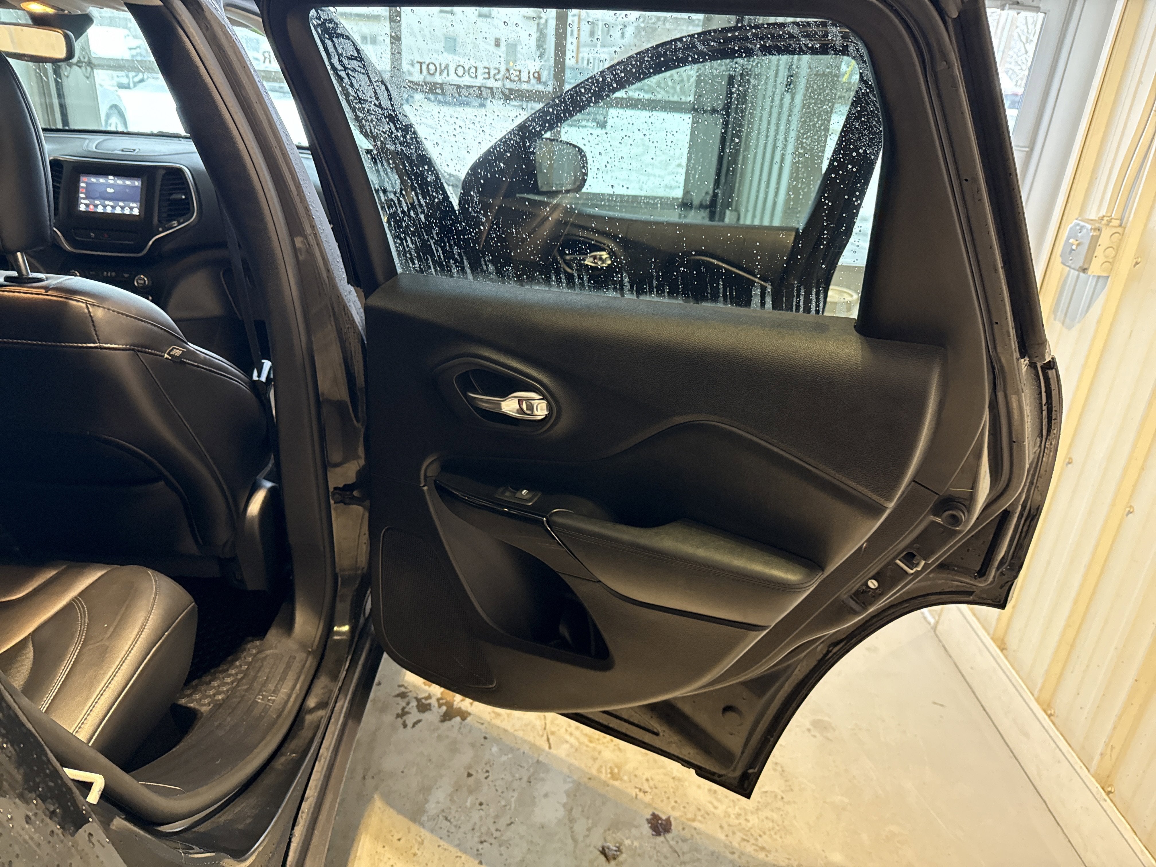 2020 Jeep Cherokee Altitude