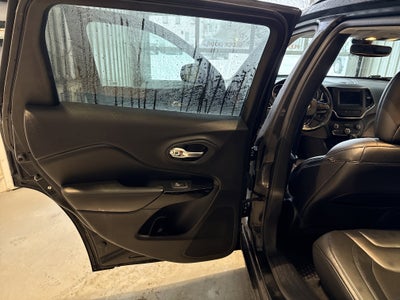 2020 Jeep Cherokee Altitude