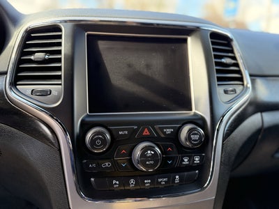 2018 Jeep Grand Cherokee Laredo E 4x4