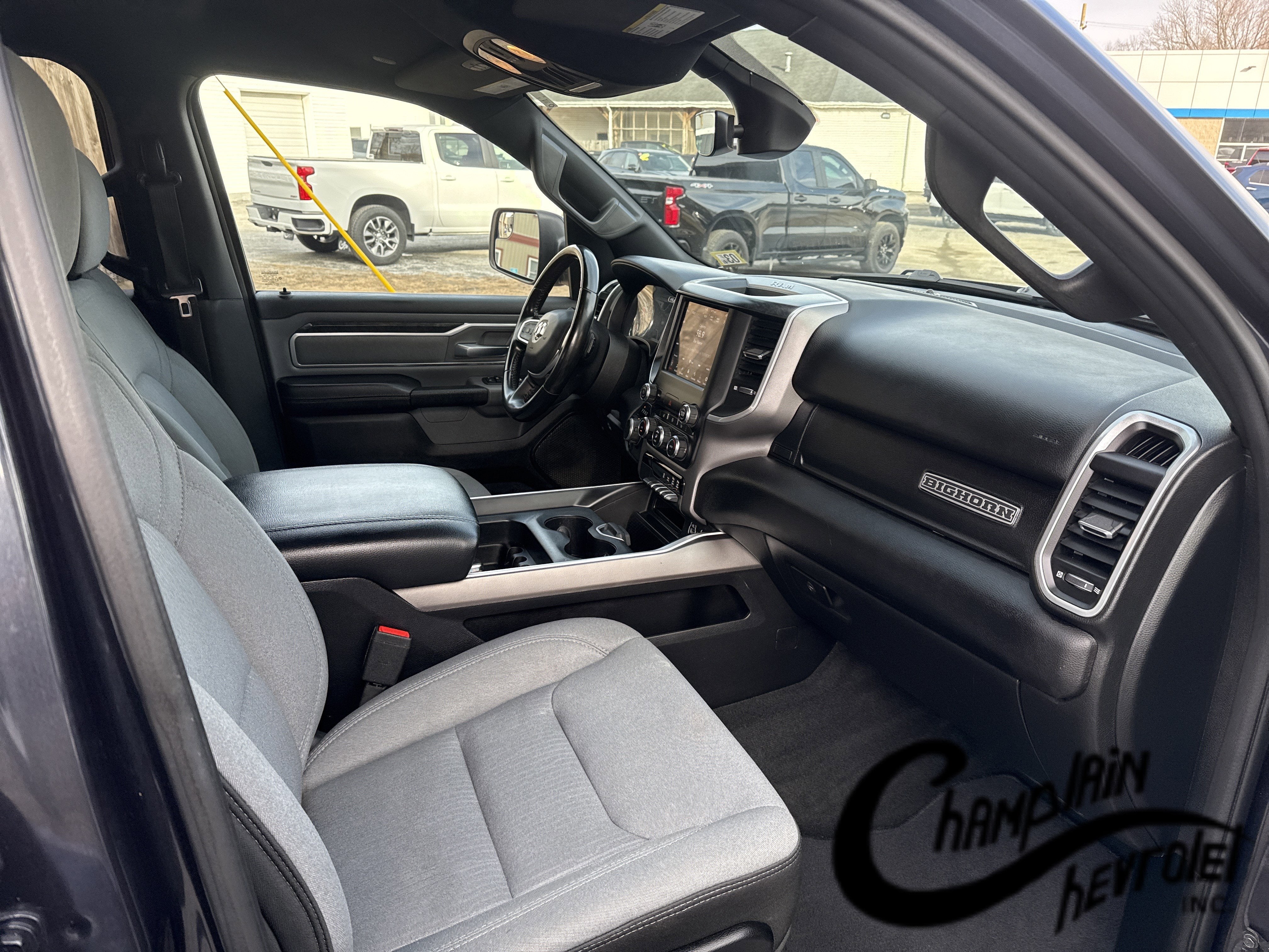 2021 RAM 1500 Big Horn Quad Cab 4x4 6'4" Box