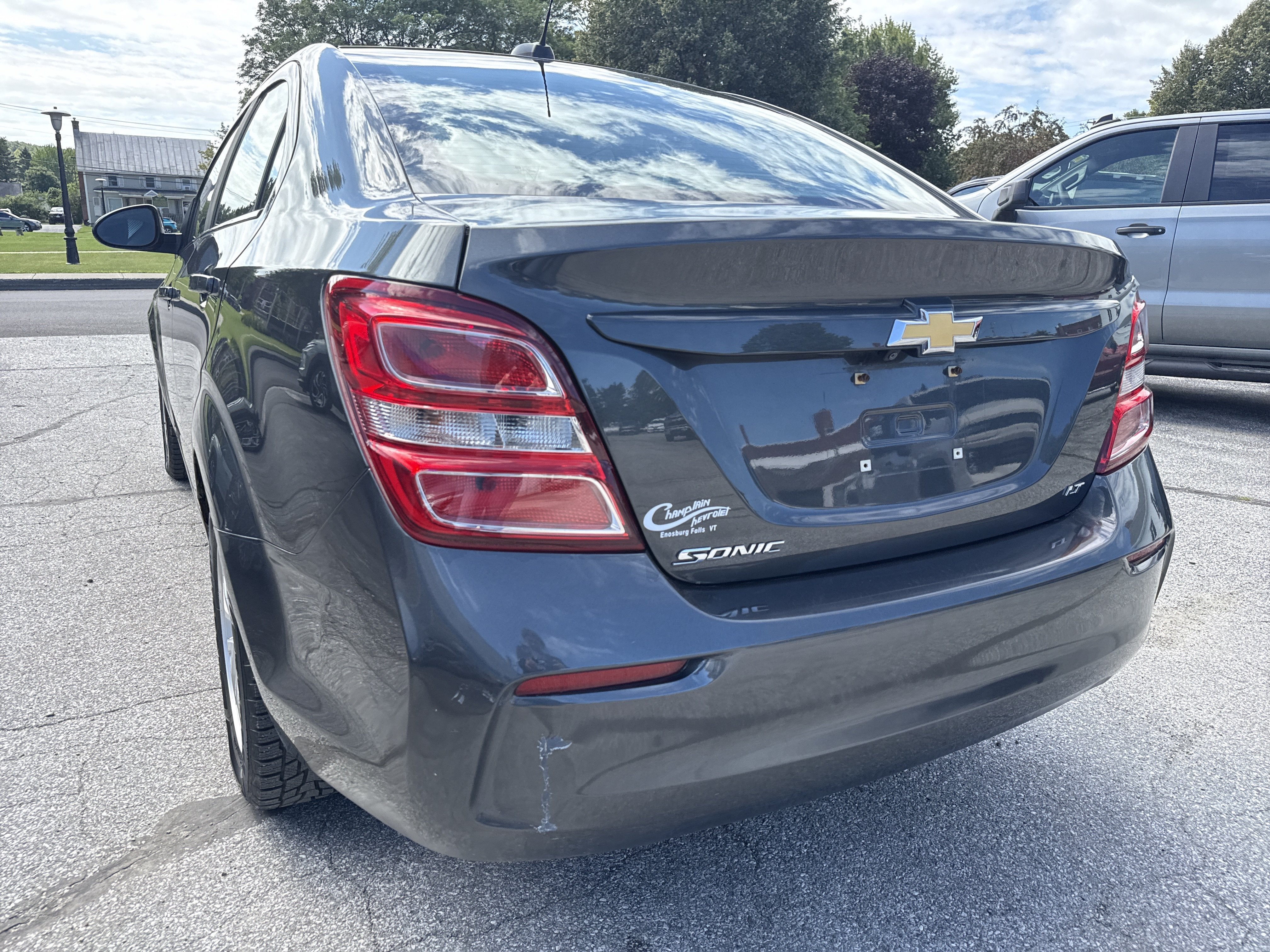 2017 Chevrolet Sonic LT