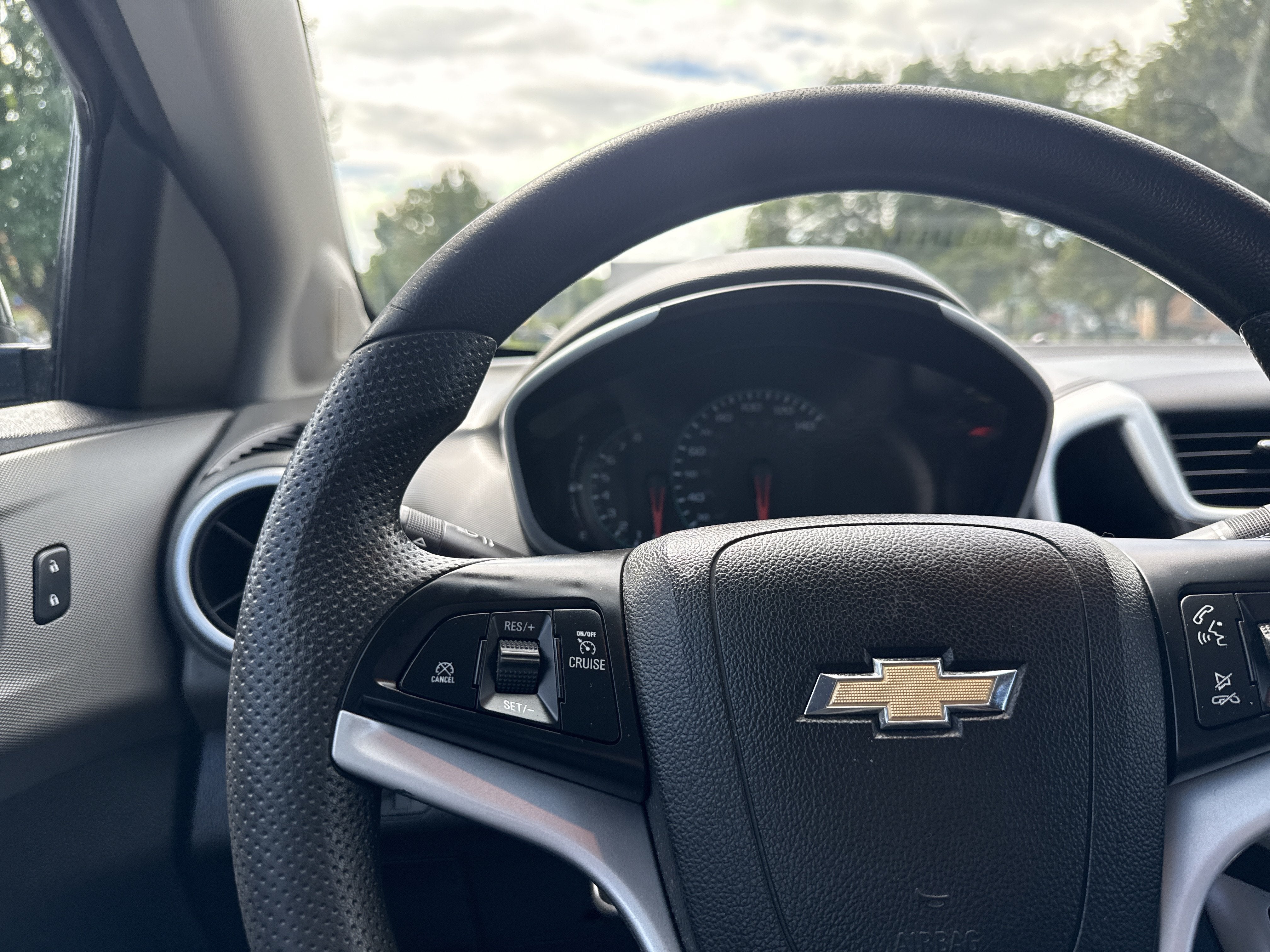 2017 Chevrolet Sonic LT