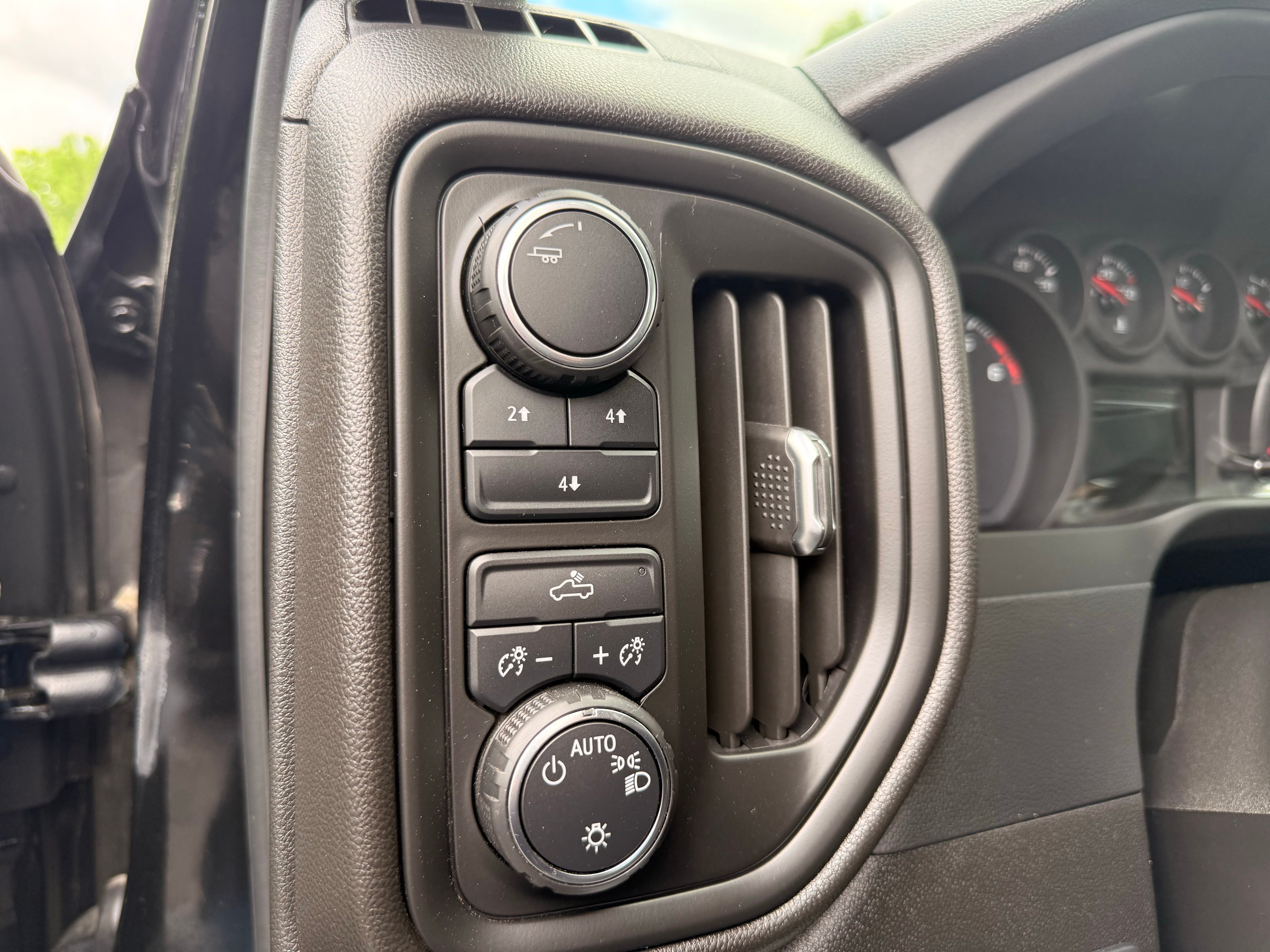 2024 Chevrolet Silverado 2500 HD Custom