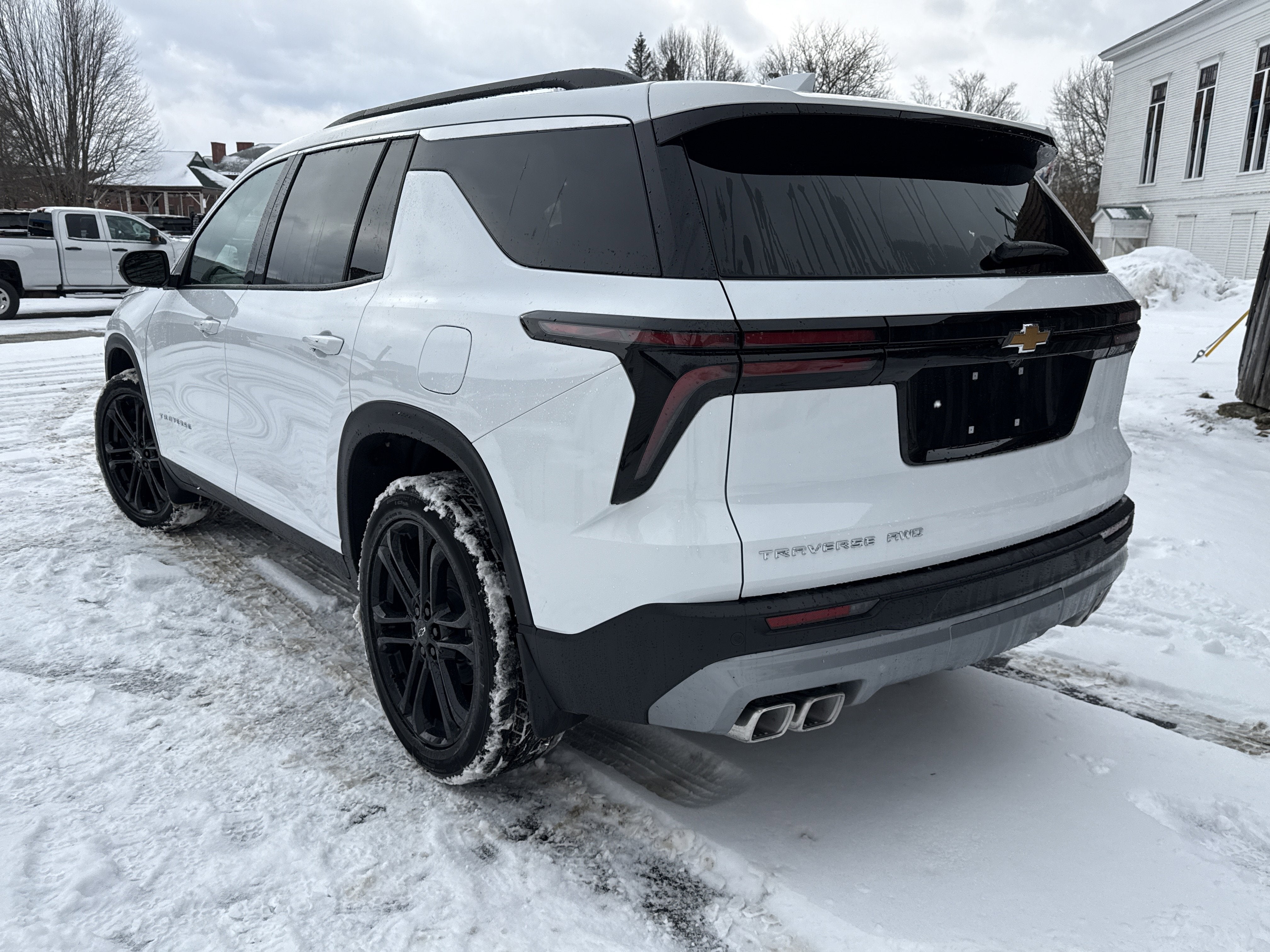 2026 Chevrolet Traverse LT