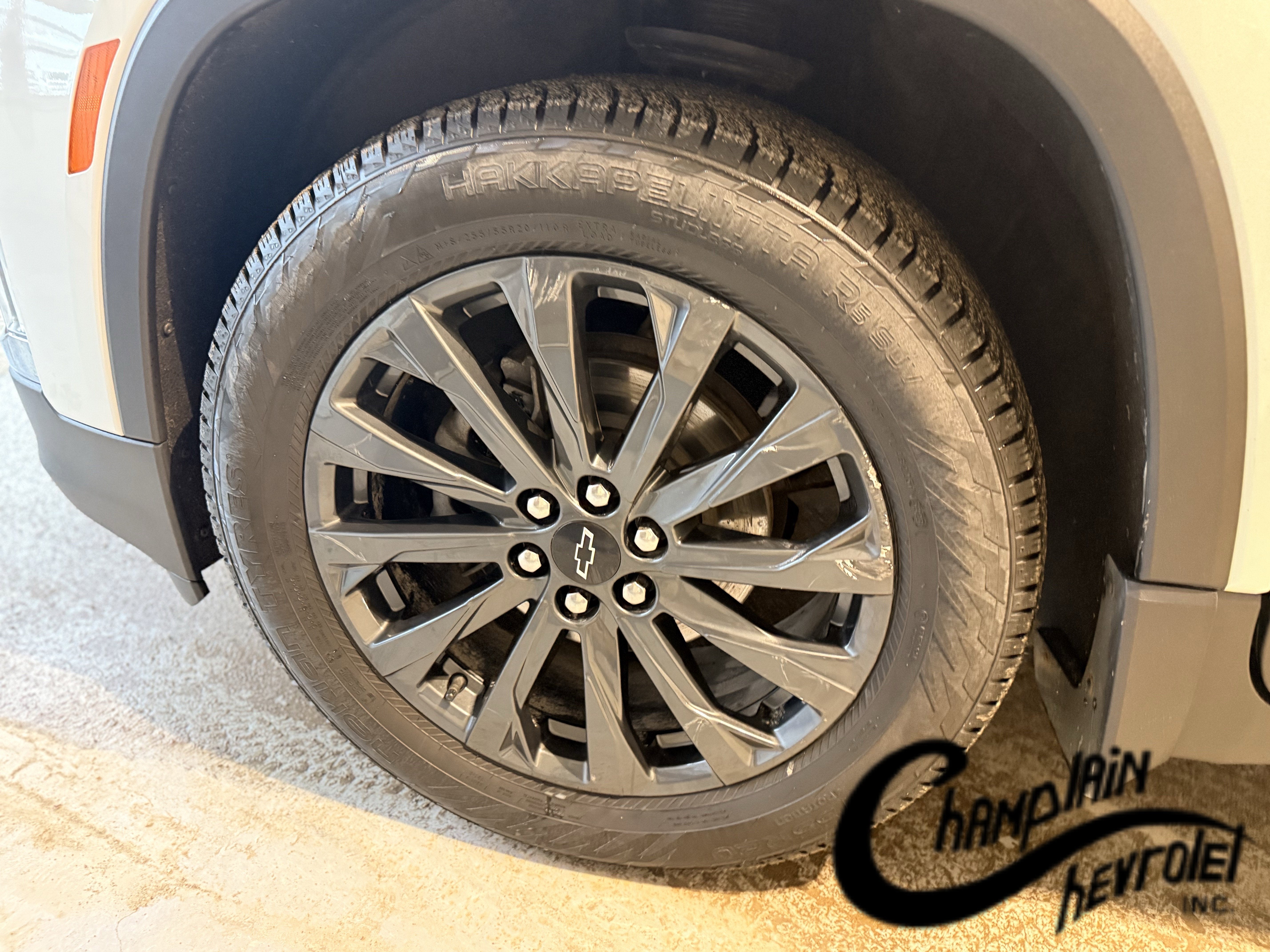 2023 Chevrolet Traverse RS