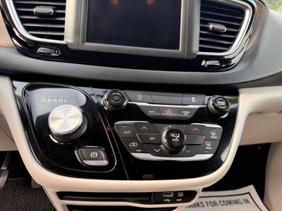 2020 Chrysler Voyager L