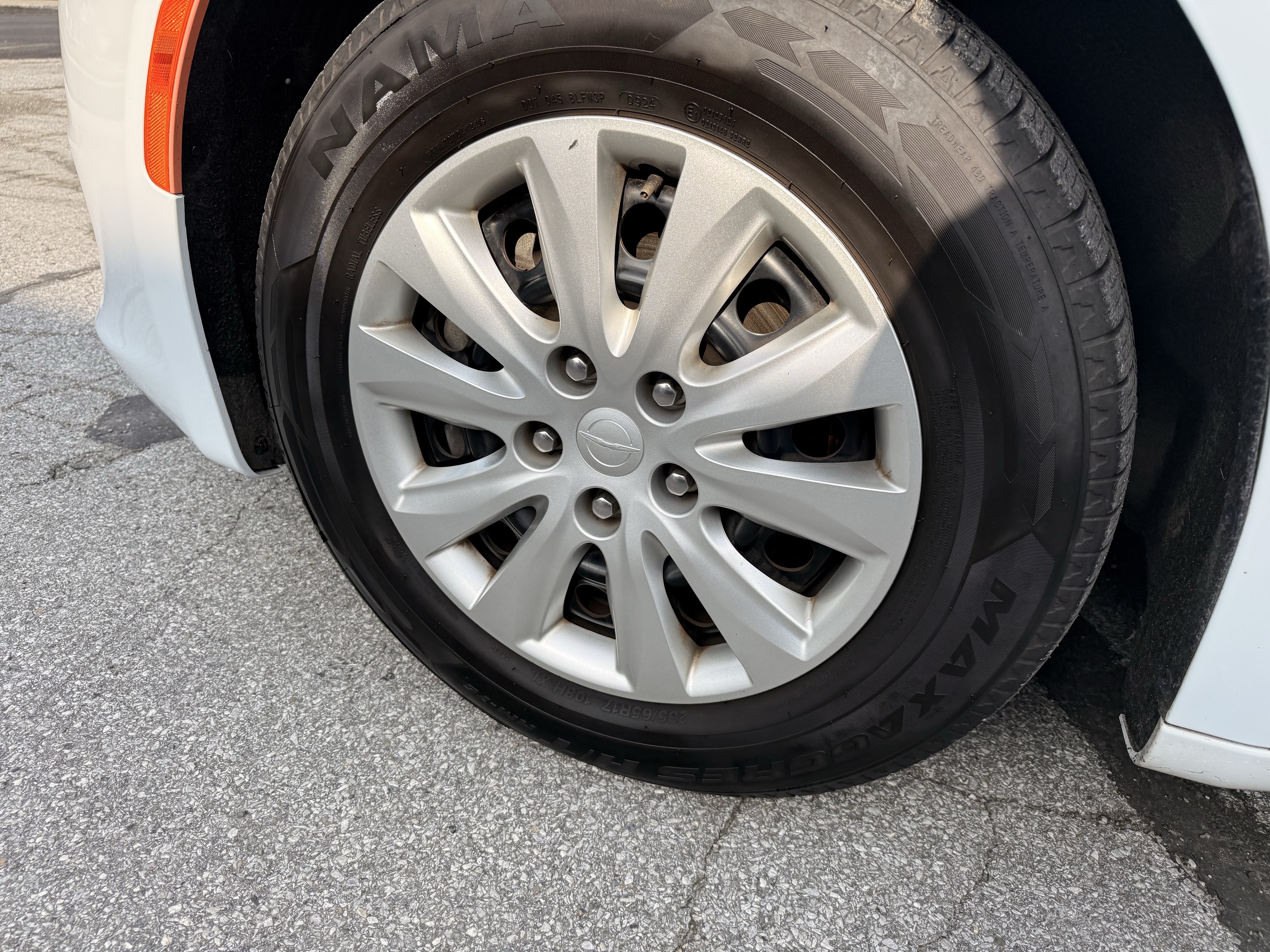 2020 Chrysler Voyager L