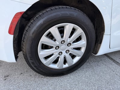 2020 Chrysler Voyager L