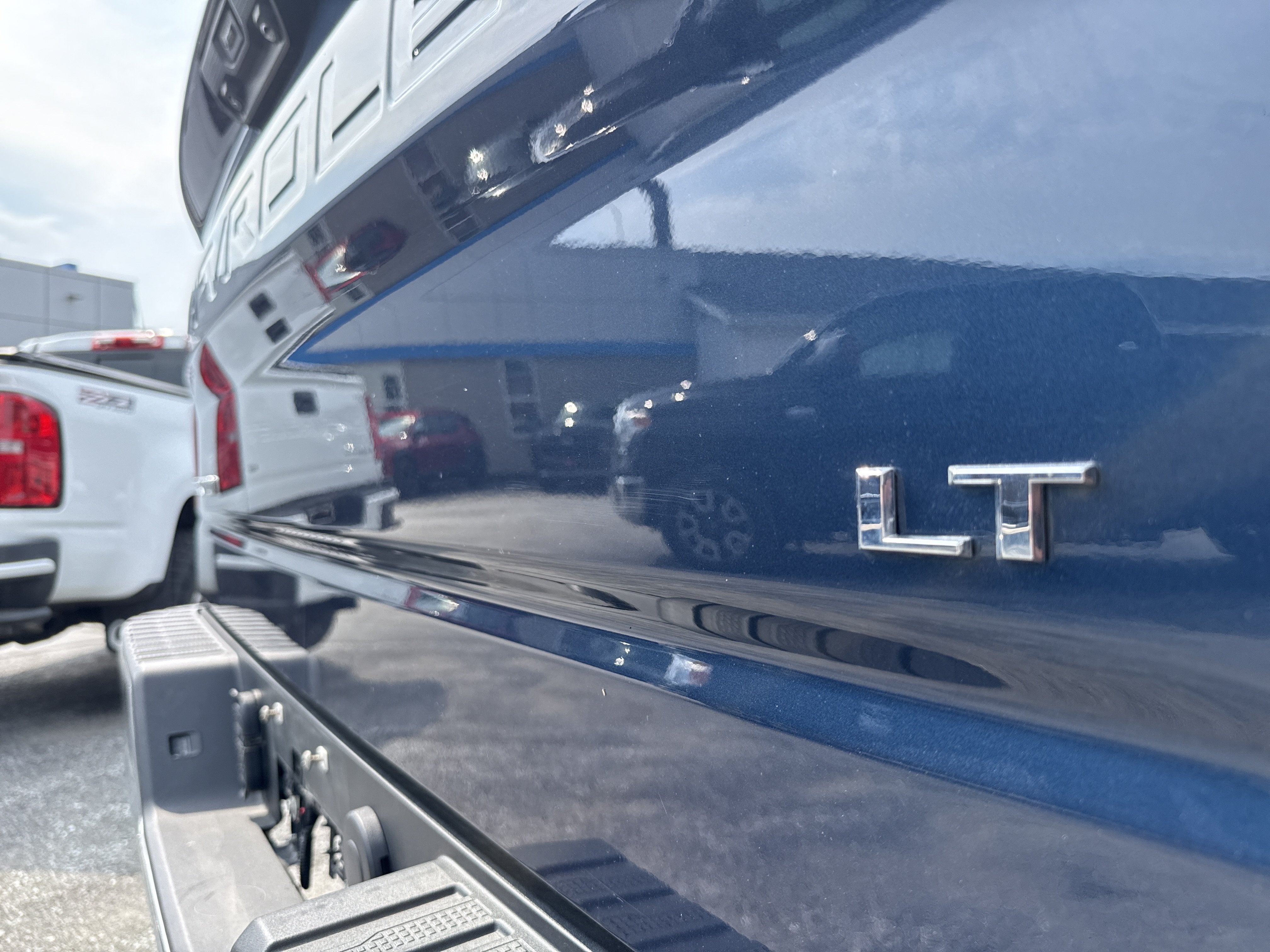 2022 Chevrolet Silverado 1500 LT (2FL)