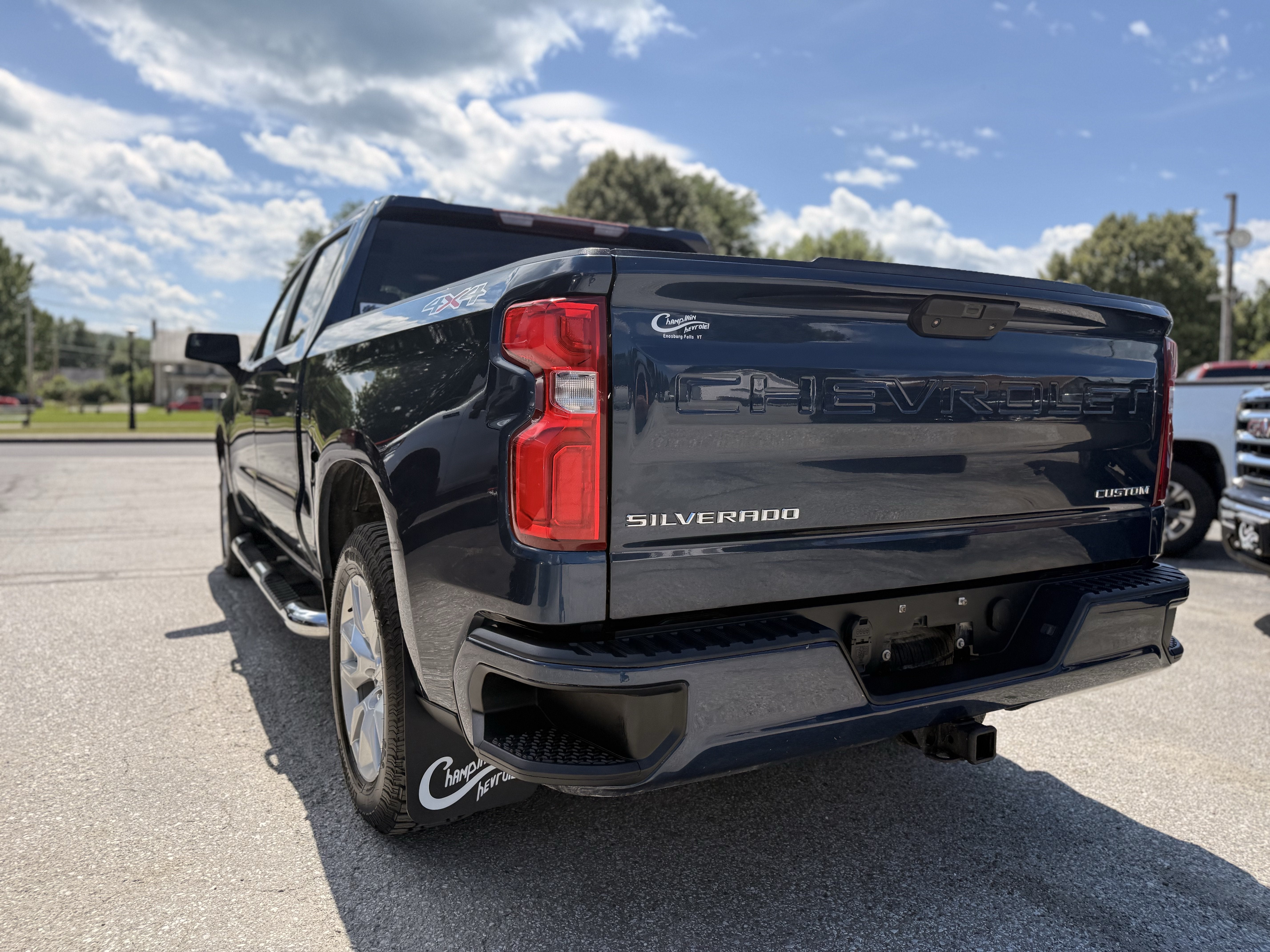 2020 Chevrolet Silverado 1500 Custom