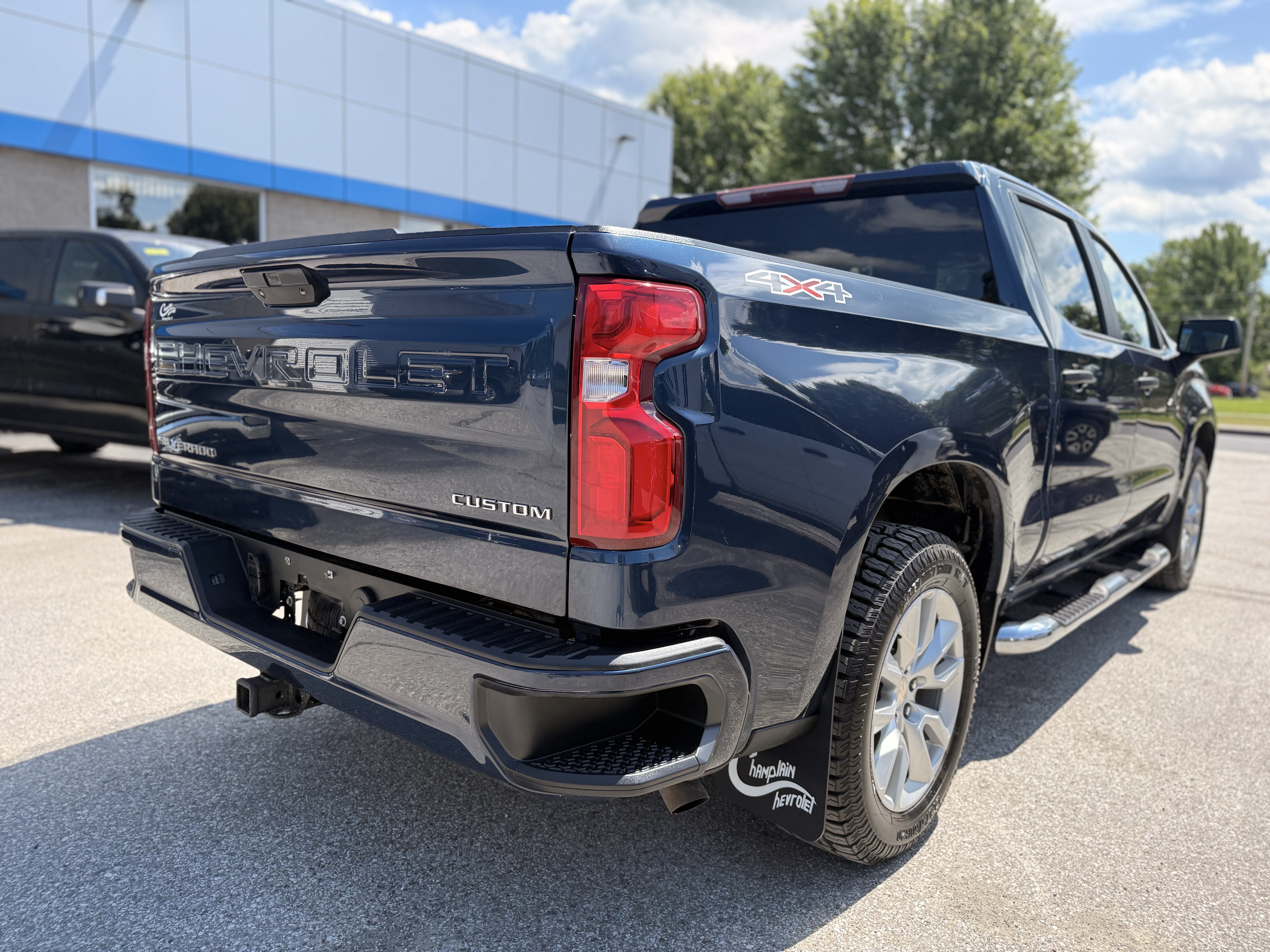 2020 Chevrolet Silverado 1500 Custom