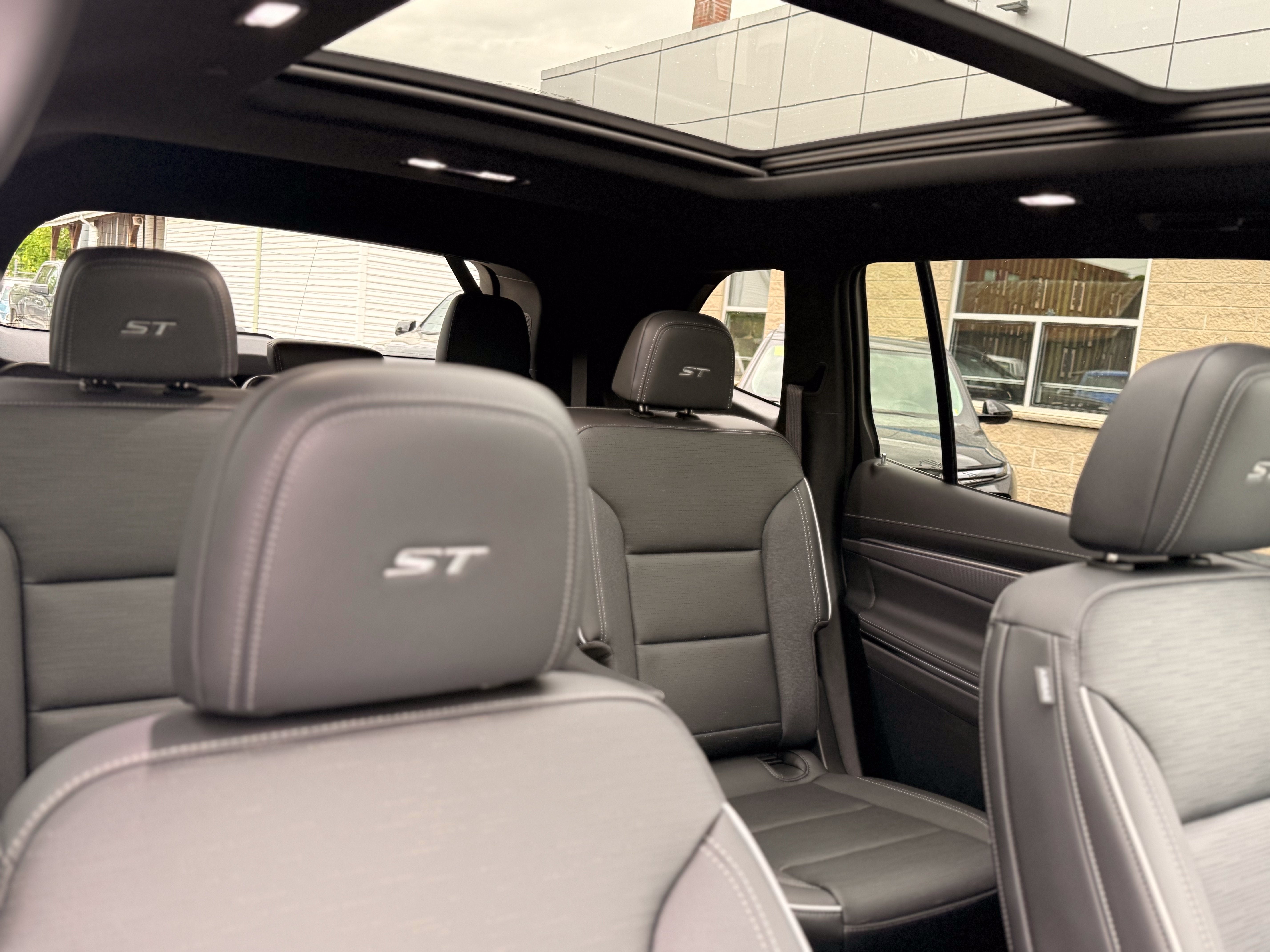 2025 Buick Enclave Sport Touring