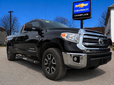 2017 Toyota Tundra SR5 5.7L V8