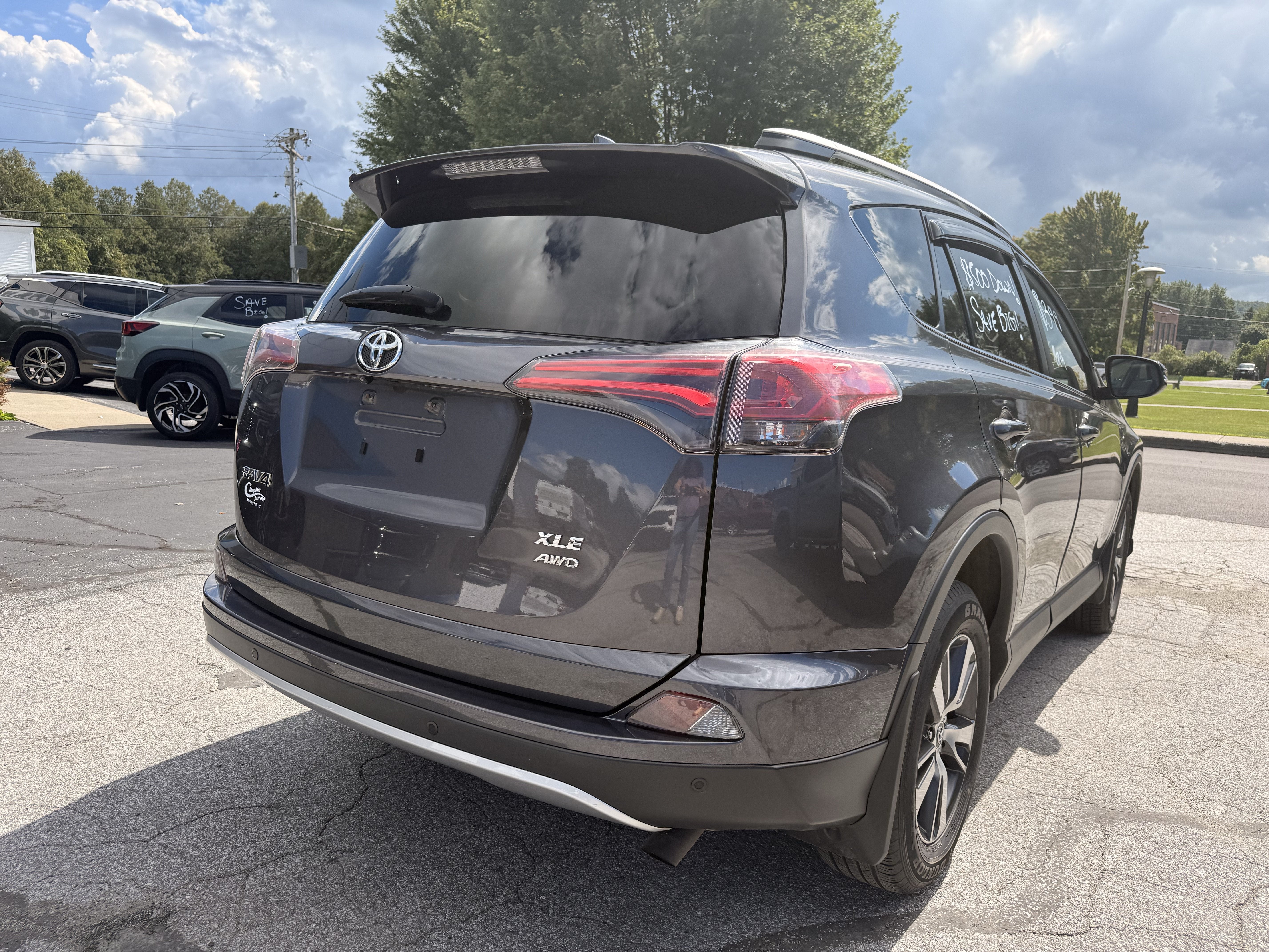 2016 Toyota RAV4 XLE